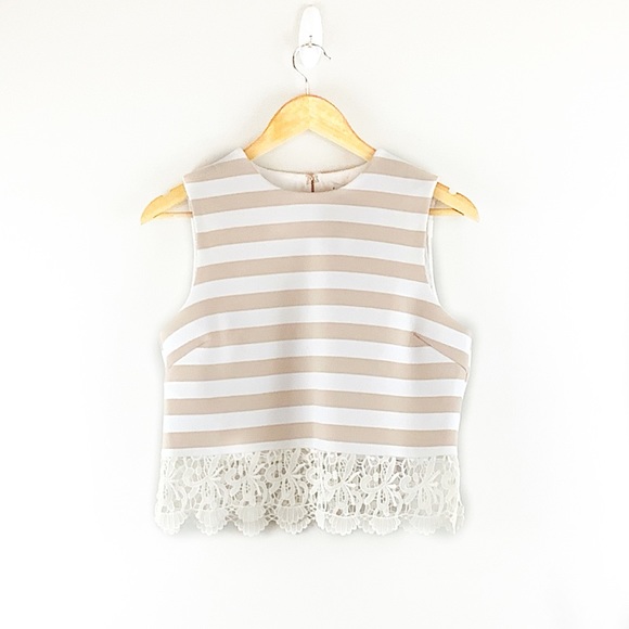 English Factory Striped Lace Hem Top Size Small NWT - Picture 2 of 8